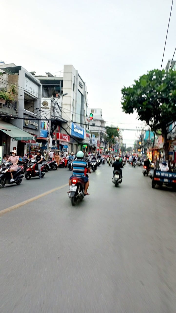 Bán nhà 5 Tầng nở hậu, mặt tiền Quận 8, Nhà mới xây đẹp từ trong ra ngoài, khu vực kinh doanh VIP 13470700