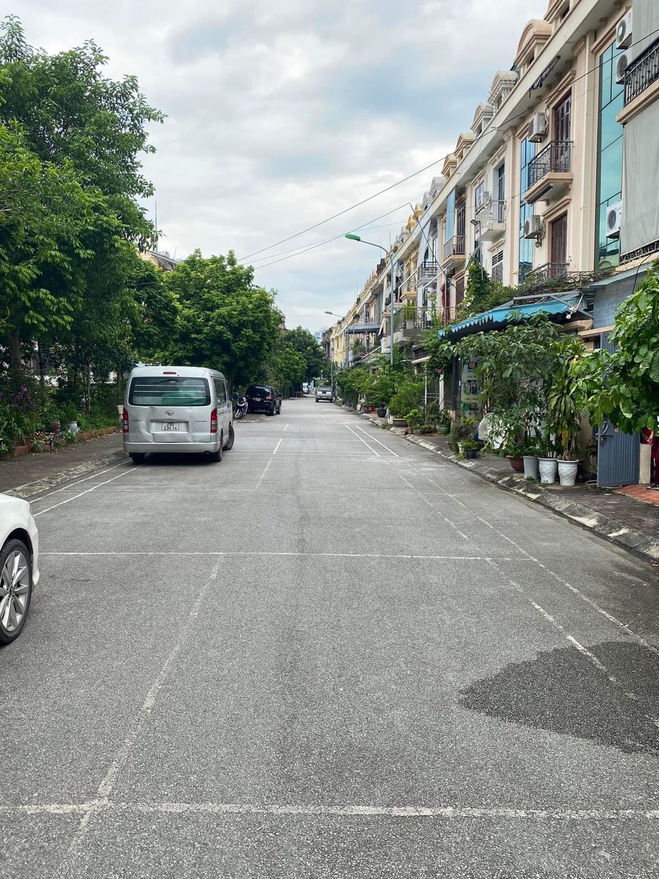  Bán LK Bắc Việt, Đại mỗ. Hoàn thiện.DT 90m x 4 tầng. MT 6m. Giá 15,8tỷ. 0989129838 13493100