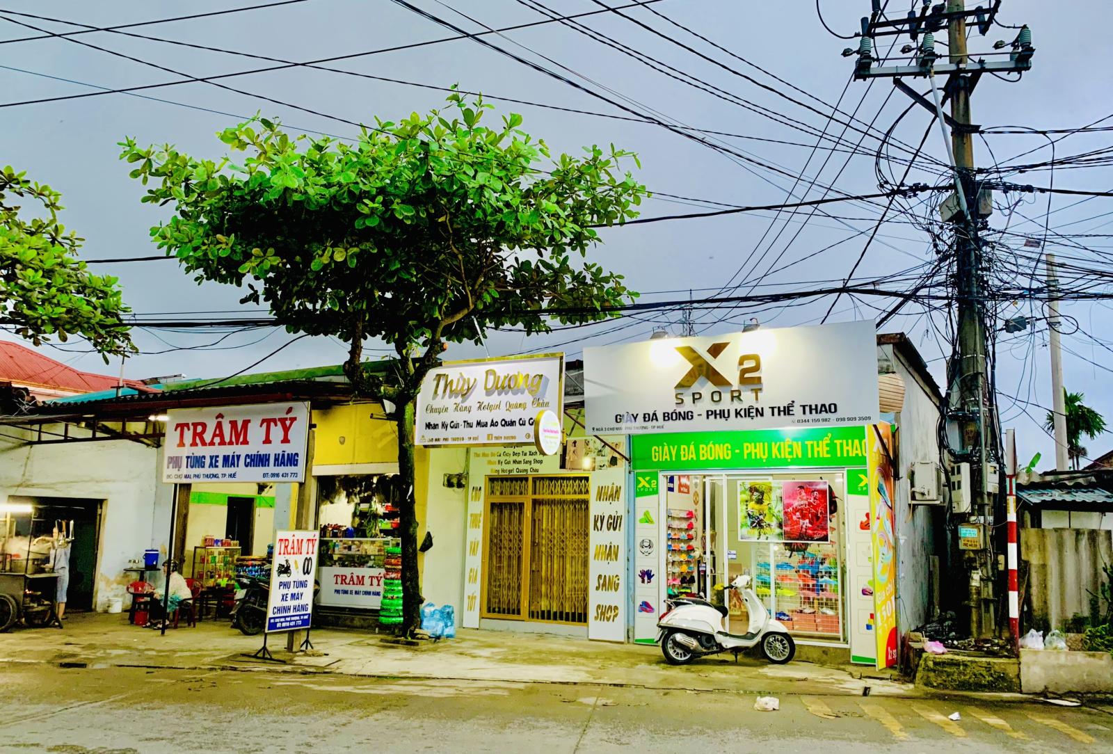 CẦN SANG NHƯỢNG SHOP GIÀY ĐÁ BÓNG ĐỊA CHỈ: NGÃ 3 CHỢ MAI, PHÚ THƯỢNG, TP HUẾ 13494122