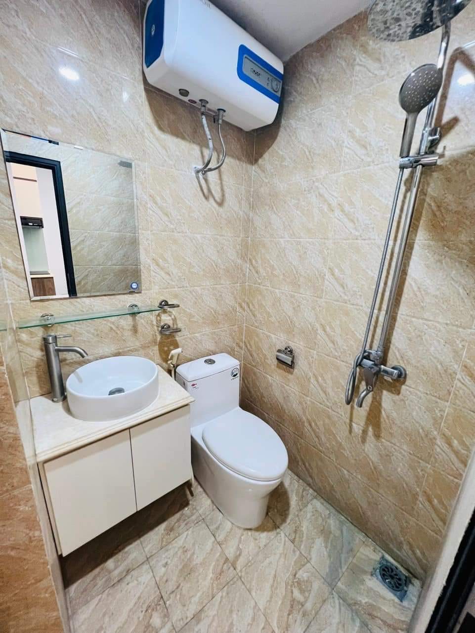 Bán chung cư siêu rẻ 55m2 990TR ngõ 68 Cầu Giấy(2PN+1PK+Bếp+2WC)0934266313 13504770