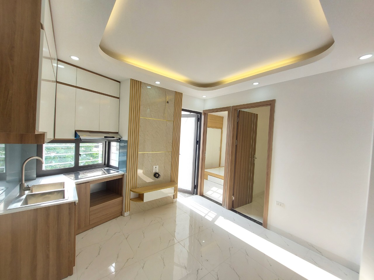 CĐT bán chung cư mini Hoàng Hoa Thám - Đội Cấn - Ngọc Hà hơn 900 tr/căn - Full nội thất 13510792