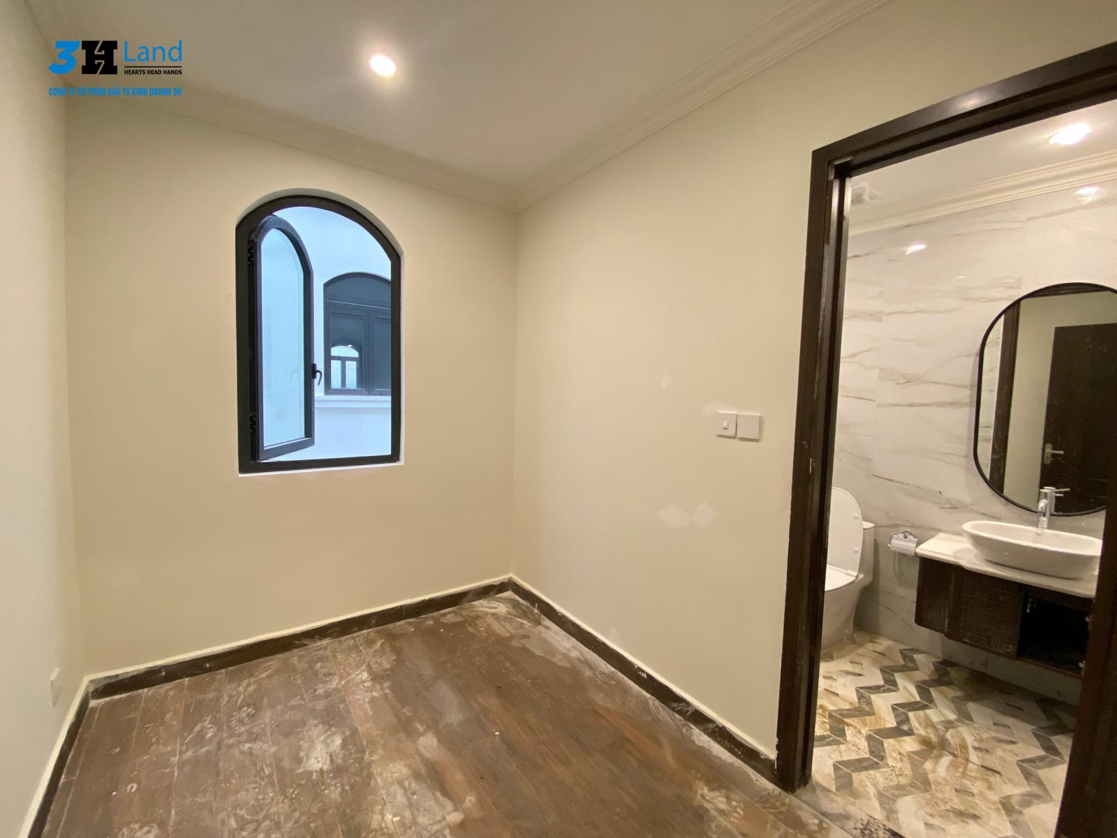 Cho Thuê căn biệt thự liền kề 4 tầng 1 tum, giá chỉ 5 triệu tại Vinhomes Ocean Park 2. 13513875