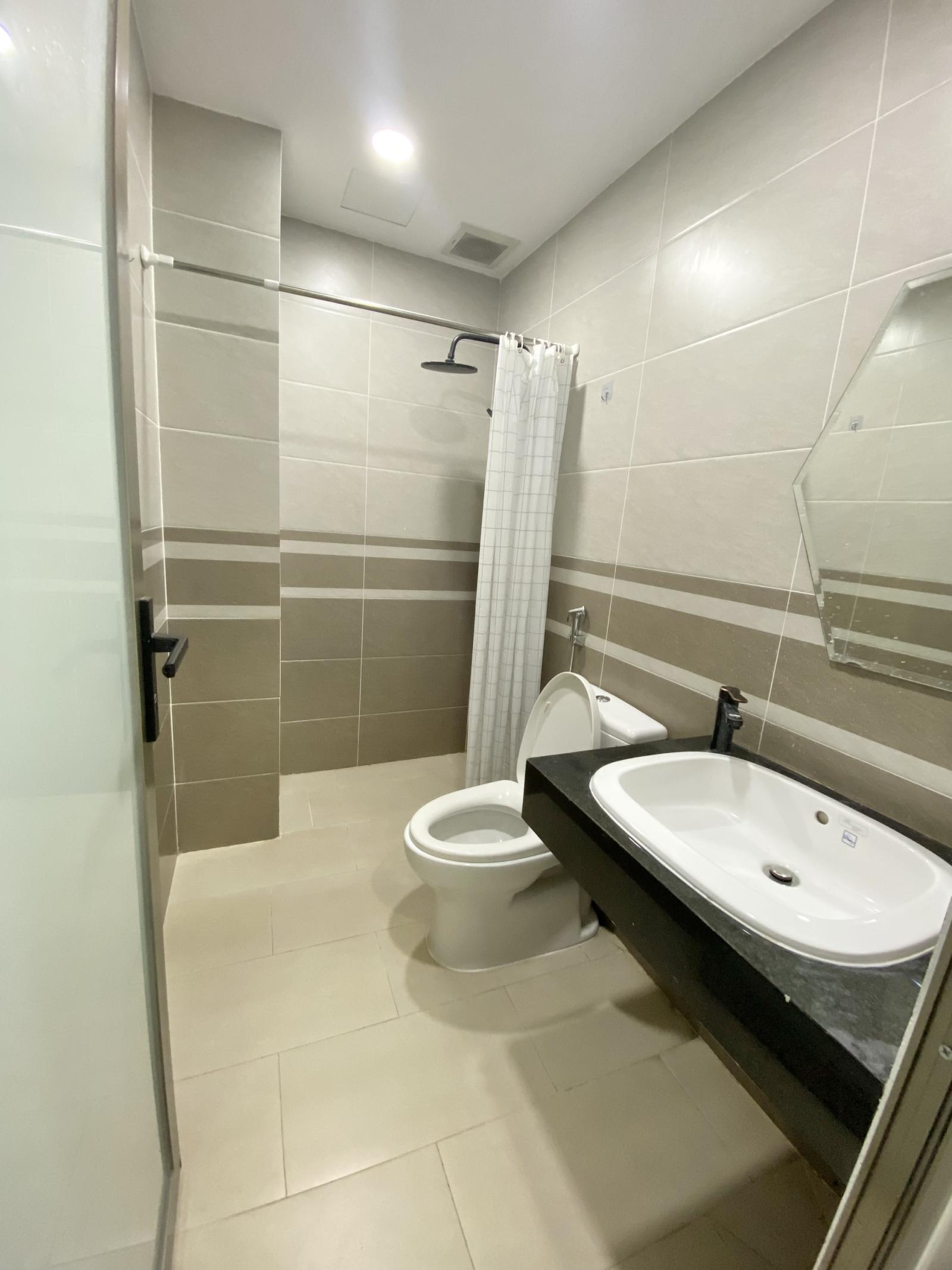 Bán Tòa Nhà CHDV ngang 20m x25m Ngay Công Viên Phần Mềm Quang Trung Quận 12. 13521653