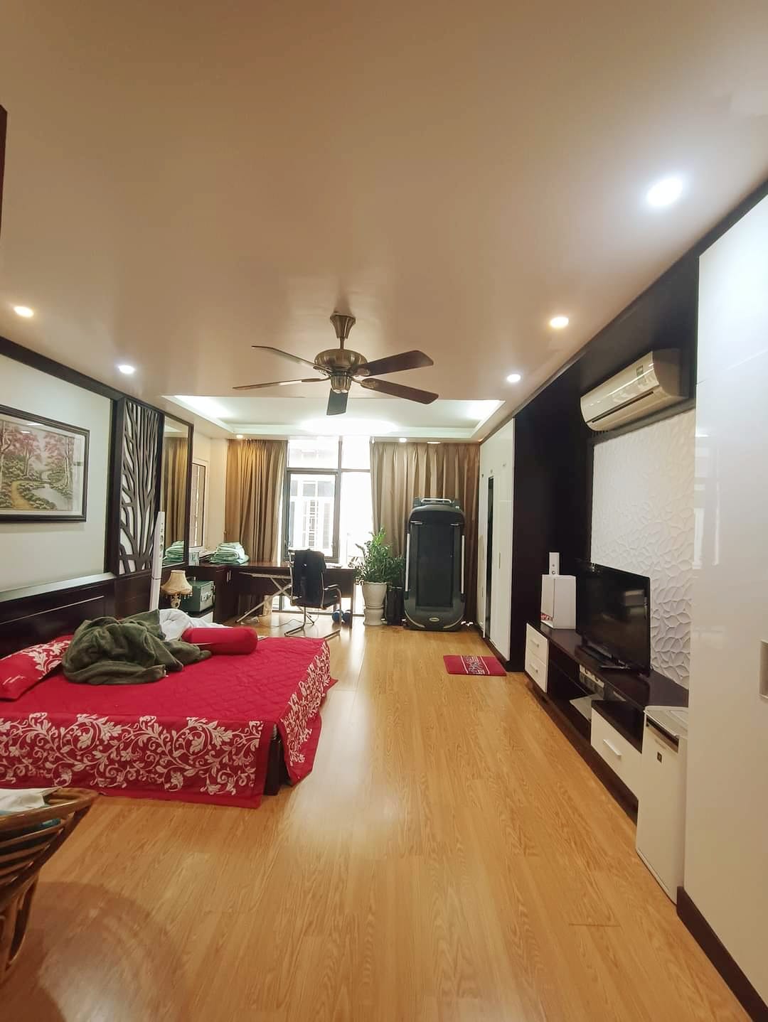 BÁN NHÀ MP–VĂN CAO  – BA ĐÌNH -VỈA HÈ ĐÁ BÓNG  –KINH DOANH –GẦN HỒ TÂY 72 M  5T 26 TỶ 13523403