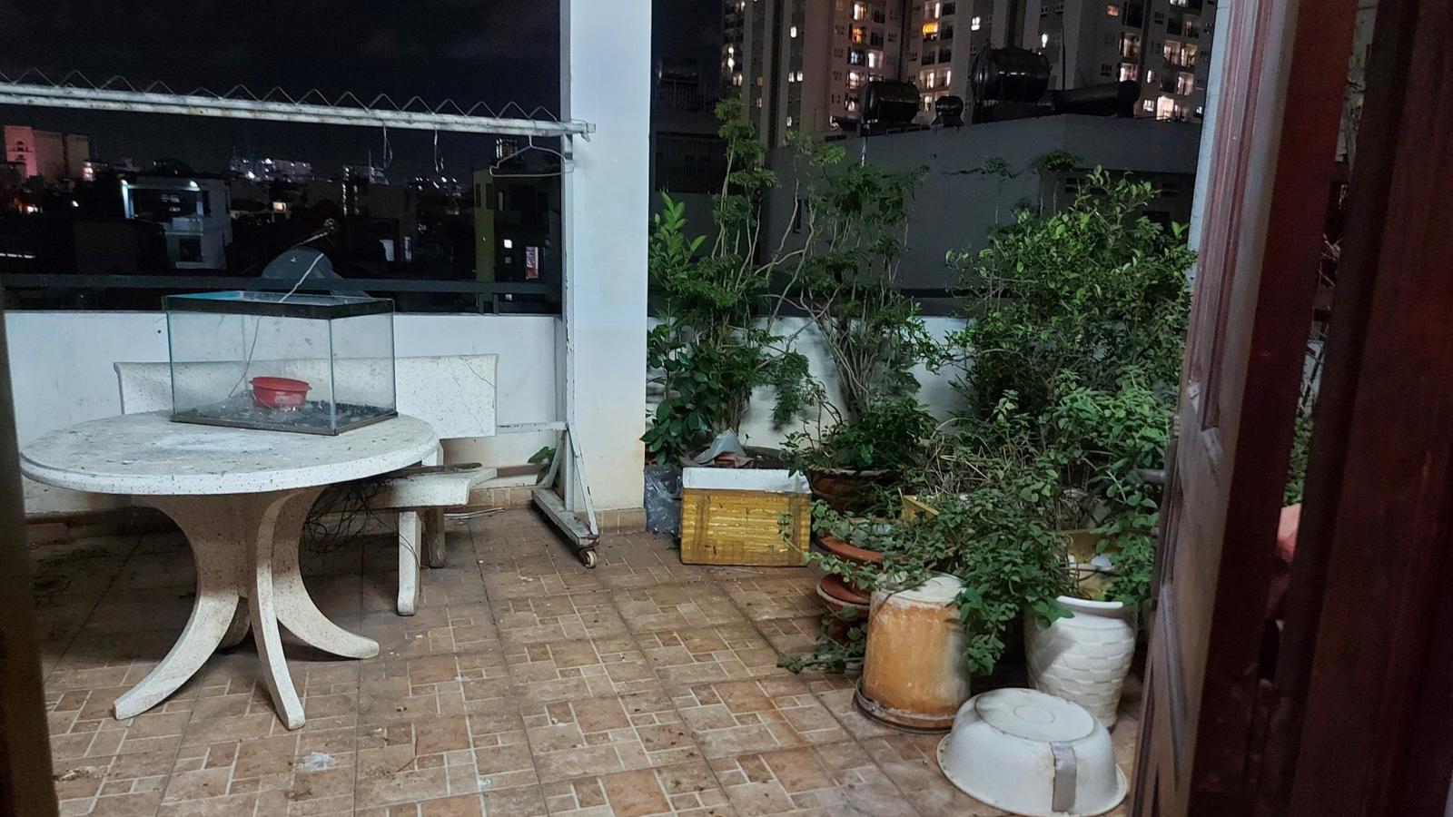 Bán nhà lô góc 2 MT hẻm xe hơi Cao Thắng - Ba Tháng Hai, DT: 6.3x16m, 4 T - 10PN, 17.5 tỷ 13523624