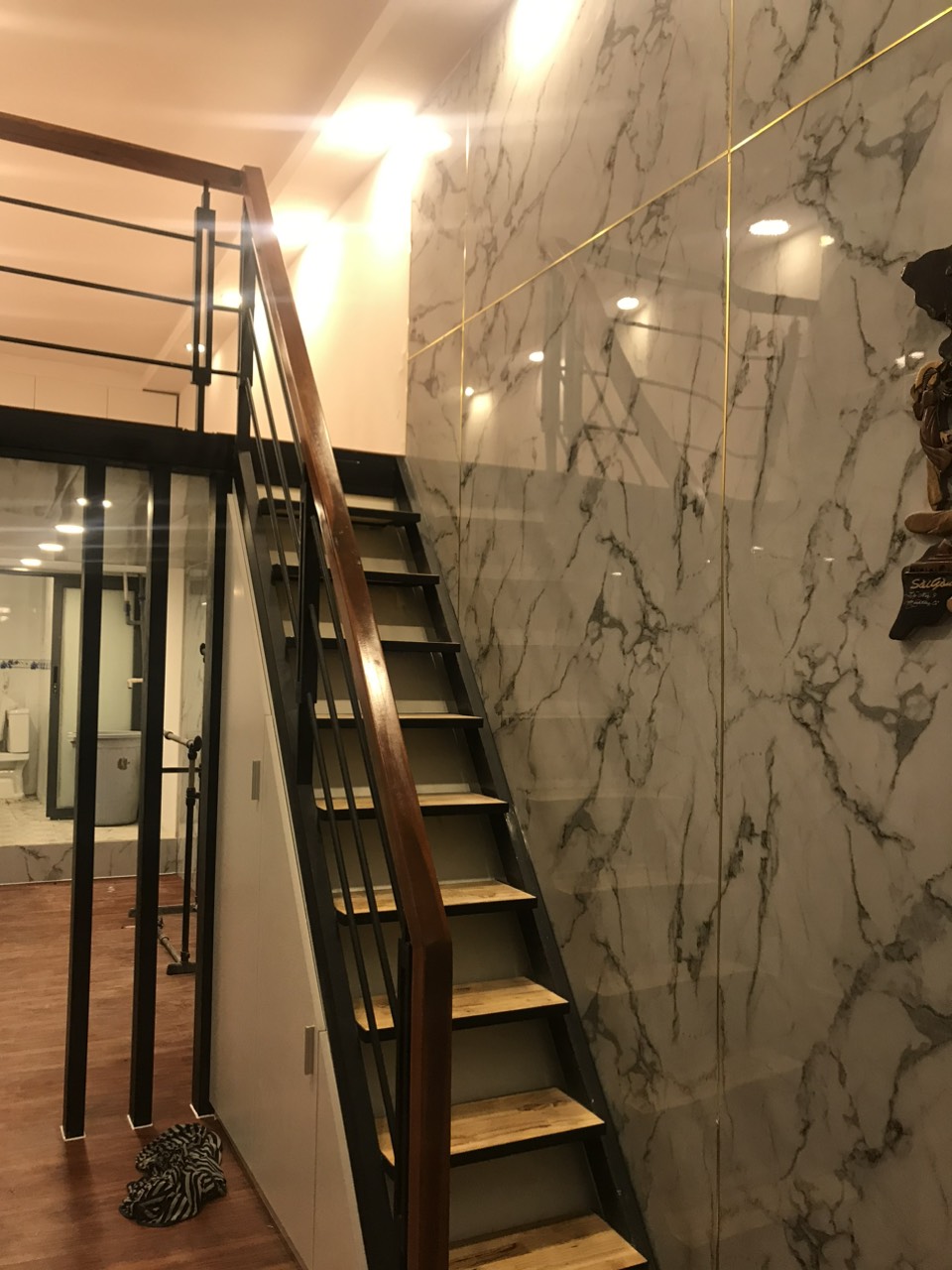  Chính chủ cho thuê 1 căn hộ tầng 2 chung cư Pasteur Quận 1 có nội thất-0932234316 13527087