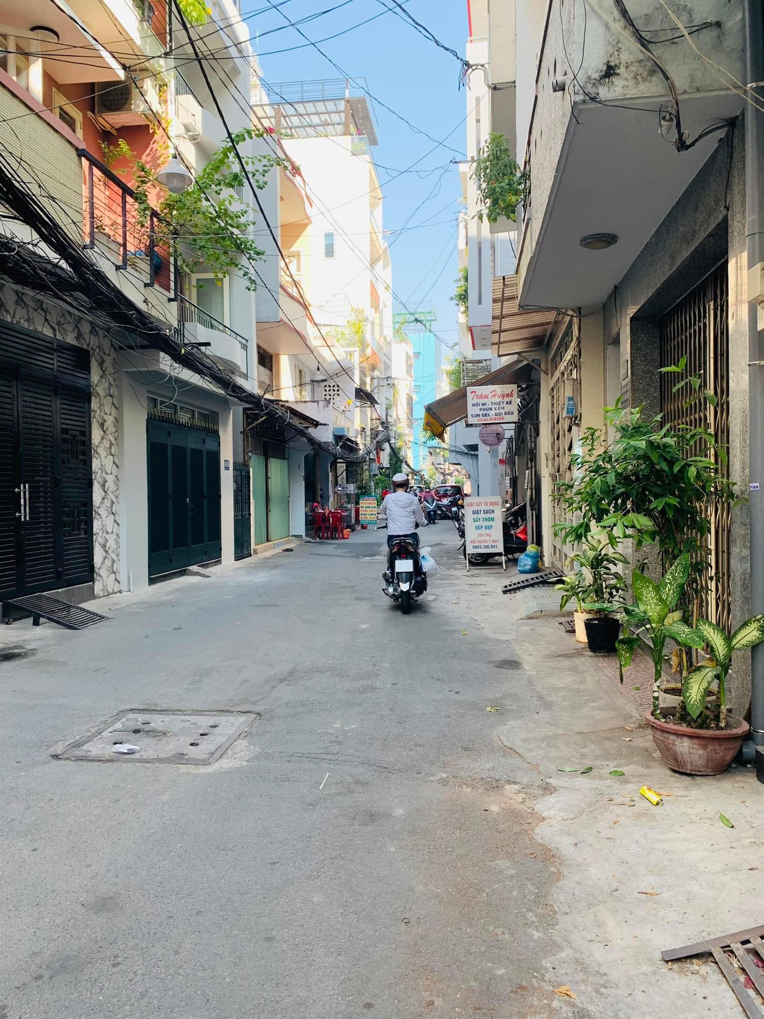 Bán nhà quận 3 hẻm xe hơi Lê Văn Sỹ kinh doanh 42m 5 tầng nhỉnh 6tỷ5 13542226