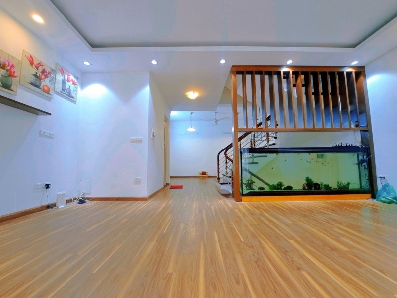 BÁN NHÀ ĐẸP PHÂN LÔ TÔN ĐỨC THẮNG 42M2 X 5 TẦNG, 3 BƯỚC CHÂN RA NGÃ 6 Ô CHỢ DỪA, 5.7 tỷ LH 13548942