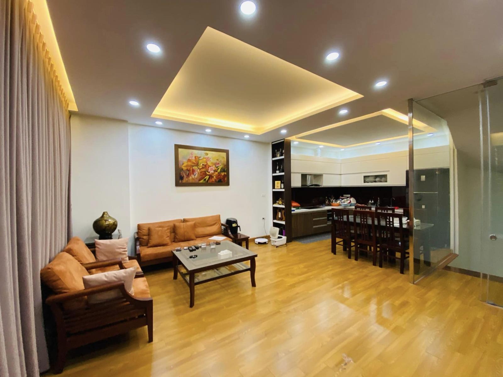 BÁN NHÀ VÕNG THỊ Ô TÔ ,LÔ GÓC , THANG MÁY, GẦN HỒ TÂY 82 M 6 TẦNG 12.0TỶ 13551525