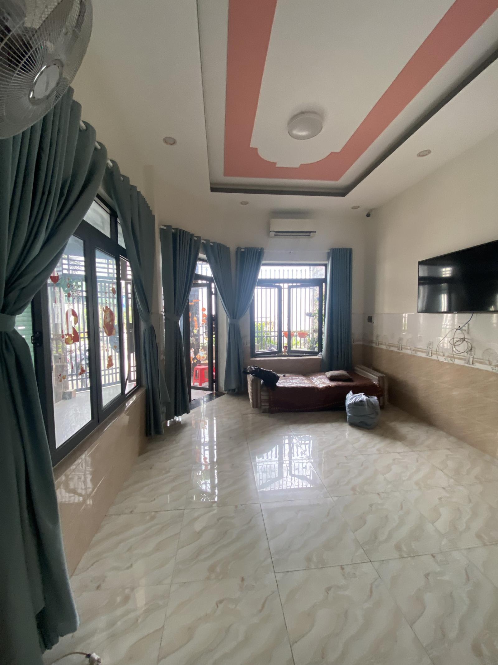 CHO THUÊ NHÀ NGUYÊN CĂN 2 MẶT TIỀN FUll NỘI THẤT PHƯỜNG PHÚ HỮU , TP.THỦ ĐỨC 13552286