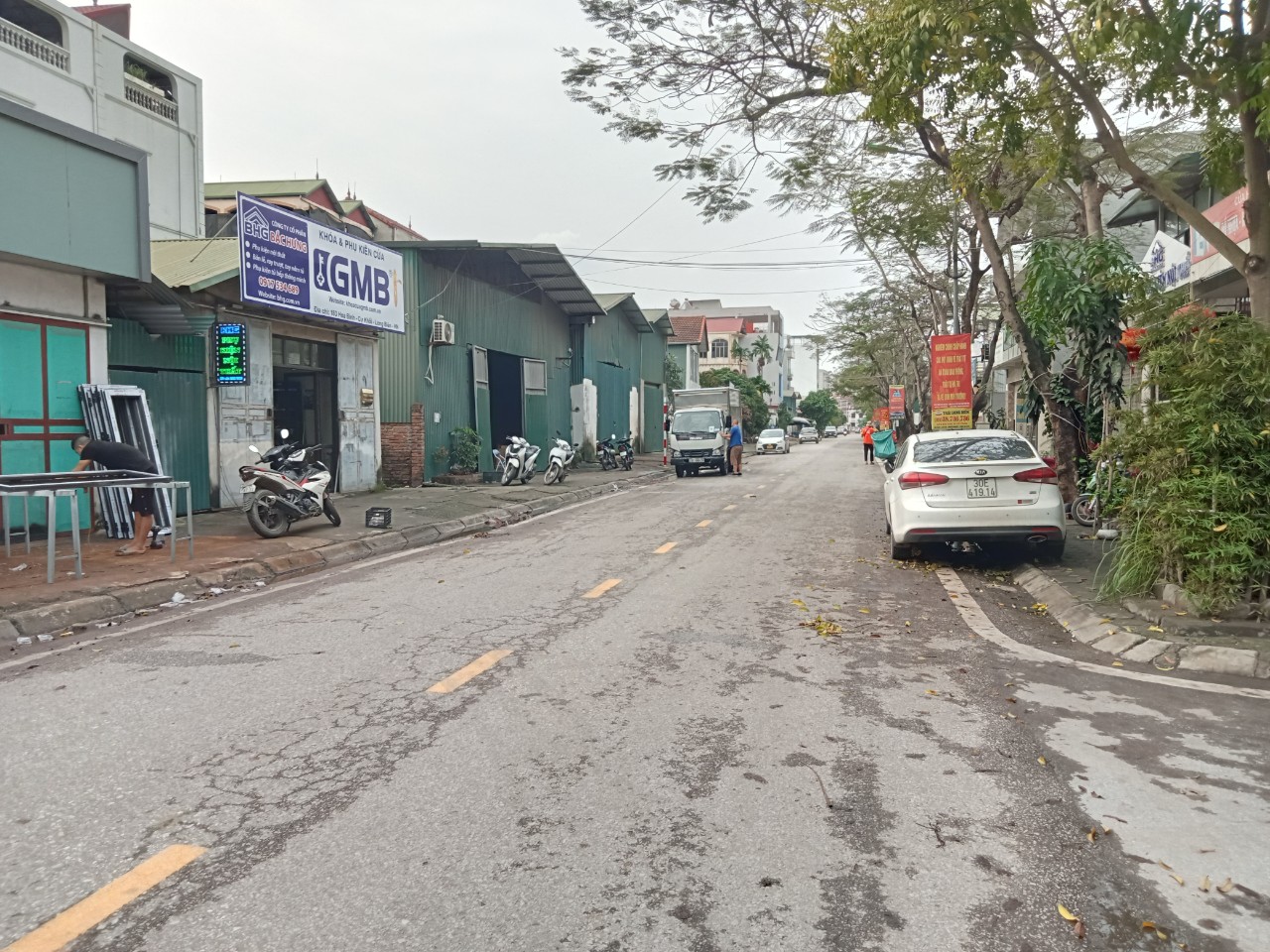 Chính chủ cần cho thuê mặt bằng tầng 1 tại số 8 Khu đấu giá A1,A2,A3 tổ 5 Cự Khối, Long Biên, Hà 13554252