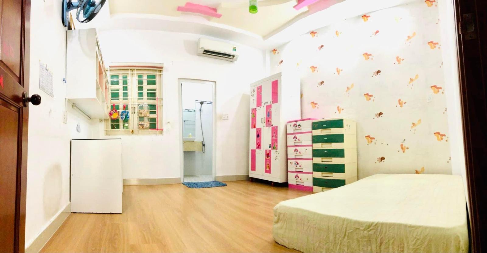 NHÀ 4 TẦNG ĐÕ THÚC TỊNH TIỆN KINH DOANH VP CTY 13554543