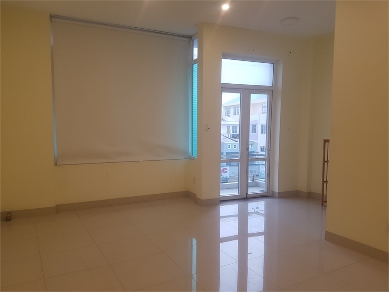 Cho thuê mặt bằng 1T1L đường 30/4 TP Vũng Tàu ngã 3 đông đúc 13555875