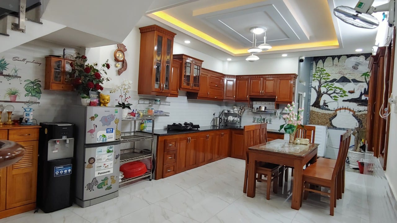 NGỘP BANK , HẺM 8M,TRẦN THÁNH TÔNG, TÂN BÌNH, 4 TẦNG, 4X18 M2, GIÁ 6.99 TỶ 13567419