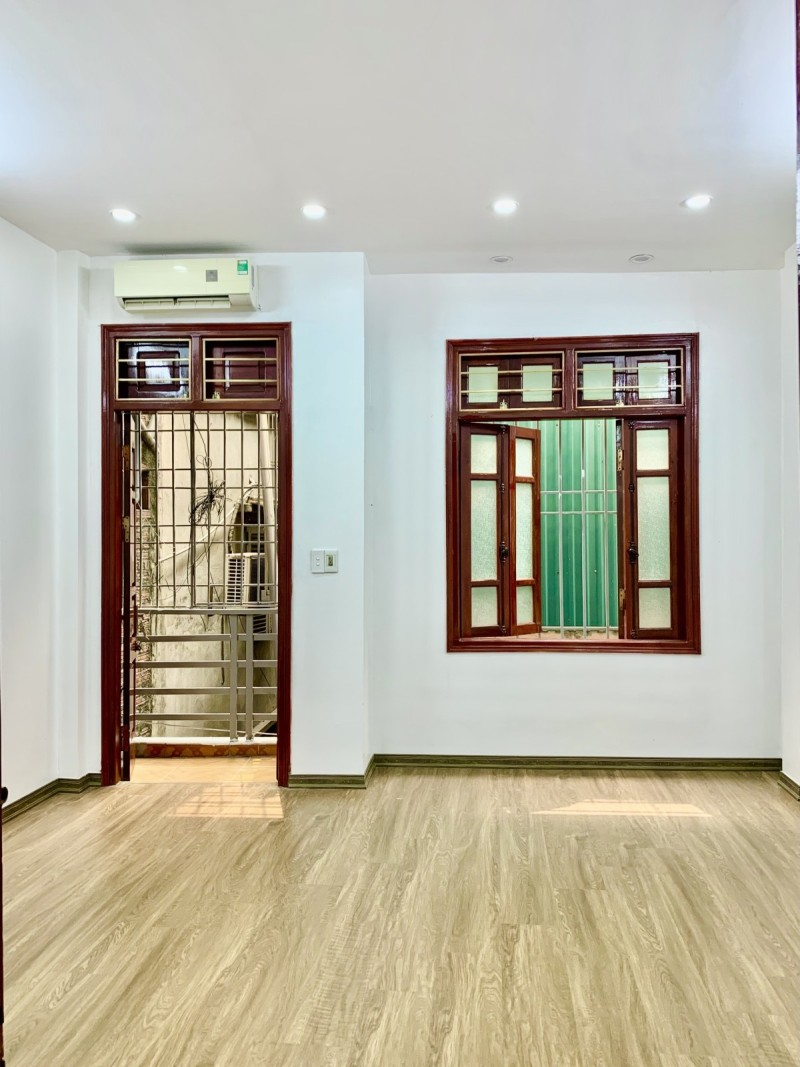 Bán nhà ngõ 274 Trương Định, mới, 2 thoáng, ở luôn, 30m2, 5 tầng, nhỉnh 3 tỷ. 13573763