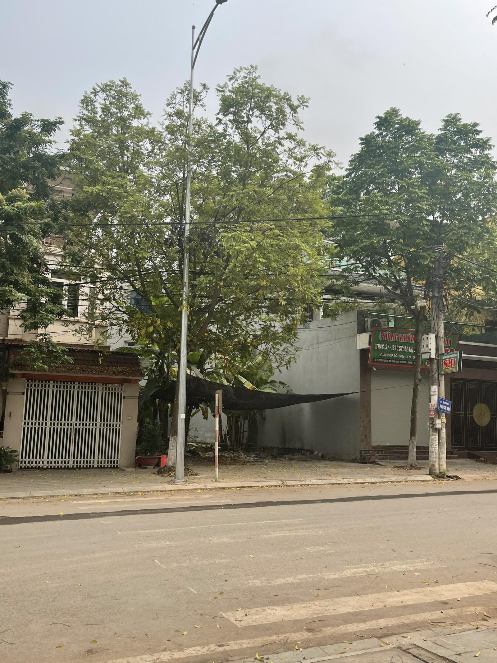 Cho thuê đất mặt đường Phan Chu Trinh, Khai Quang, Vĩnh Yên. Lh: 0986934038 13578655