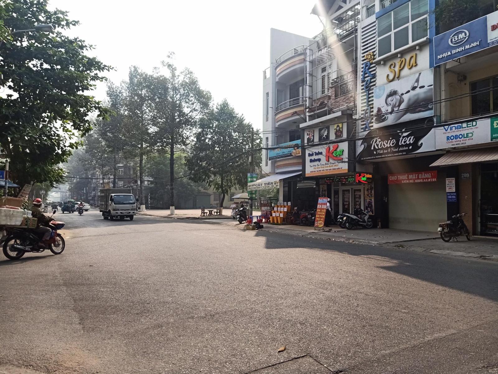 Bán nhà MT đường 19 khu Coopmart Tên Lửa, DT 4,5x15m, 1T3L giá 16 tỷ 13582327