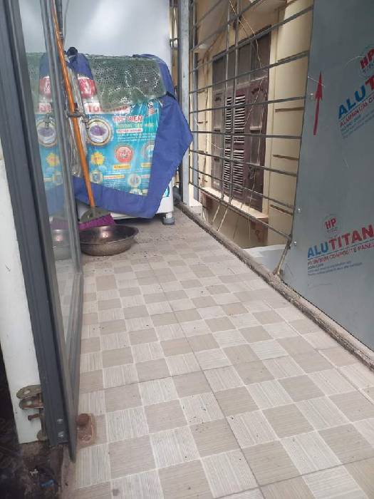 SIÊU HIẾM CHỈ 1,35 TỶ CÓ NHÀ 3 TẦNG TẠI VẠN PHÚC, HÀ ĐÔNG, Ô TÔ DỪNG ĐỐ CÁCH 20M. 0962780005

 13590573