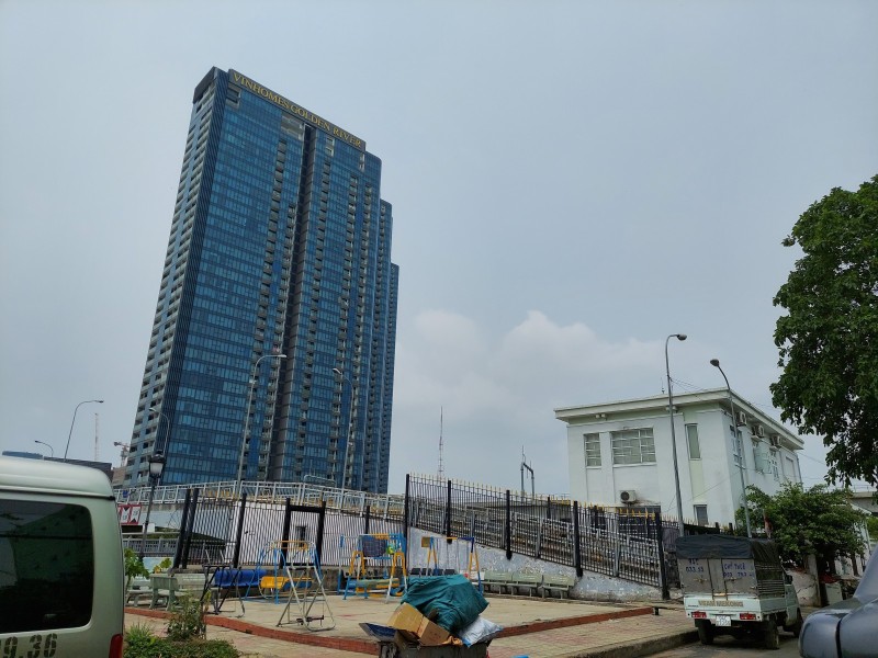 Bán nhà Cấp 4 + dãy trọ Ngô Tất Tố, quận Bình Thạnh, DT: 305m2 (12x27m), giá còn 50tr/m2 13596201