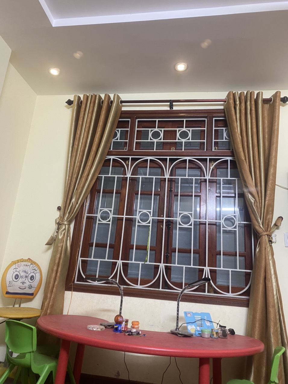 Bán nhà phố Yên Hòa, Trung kính, Cầu Giấy dt 60 m2 x 4,5 t lô góc cách phố 15 m giá 6,45 tỷ
 13604595