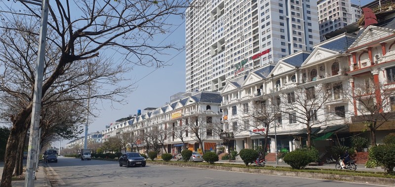 Bán căn hộ chung cư Khu Đô Thị Thành Phố Giao Lưu, Bắc Từ Liêm. 88m2, giá 3 tỷ;  Phương 13605811