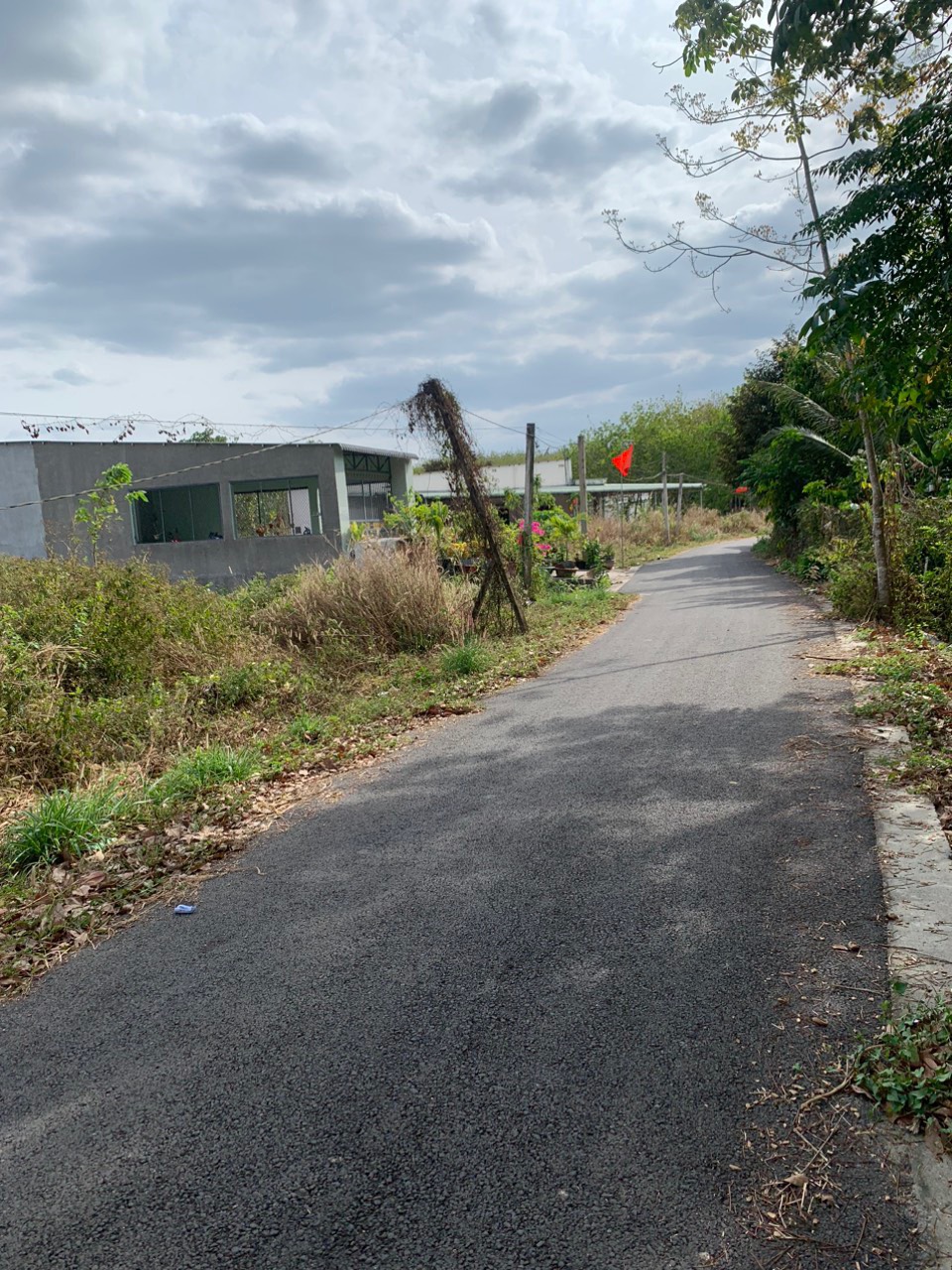 Bán đất thổ cư DT 749A, Long Tân, Dầu Tiếng: 5 x 65=327m, giá 860 triệu

 13607687