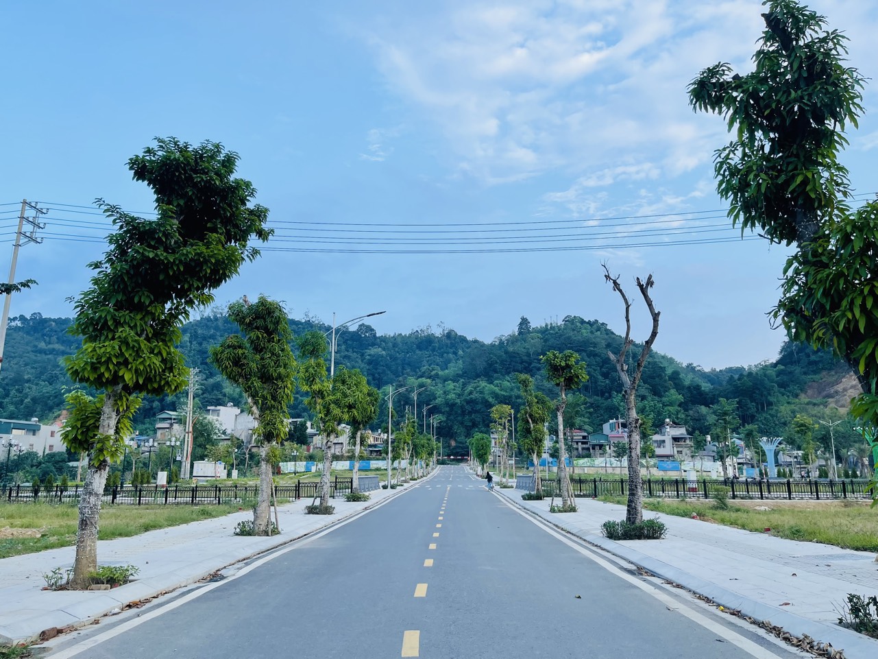 chính chủ gửi bán dự án phố chợ minh khai-tp bắc cạn,sổ đỏ trao tay. 13620224