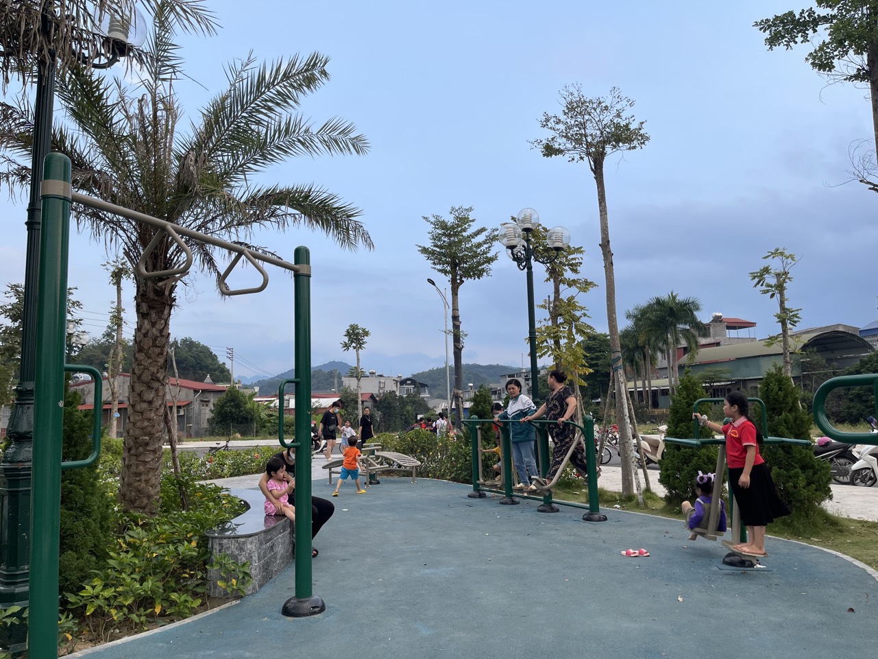 chính chủ gửi bán dự án phố chợ minh khai-tp bắc cạn,sổ đỏ trao tay. 13620224