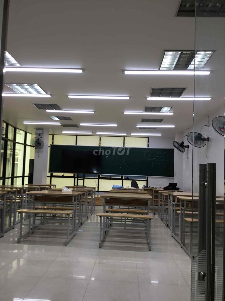 Chính chủ cho thuê mặt bằng kinh doanh 114 Đê La Thành Nhỏ tầng 2,4. 13626015