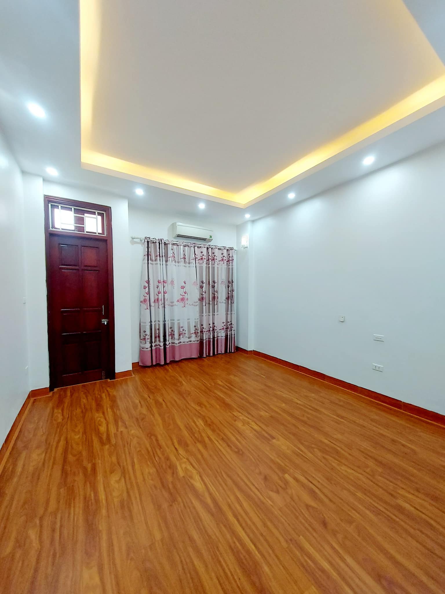 Bán Nhà Phố Nghĩa Dũng 50m2 Mt 4 giá 8.5 tỷ, Gara, Kinh Doanh 13629859