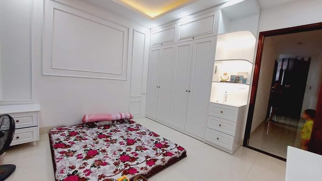 BÁN NHÀ LIỀN KỀ THANG MÁY VỈA HÈ KINH DOANH KIẾN HƯNG DT 55 7T GIÁ 9 TỶ  13634041