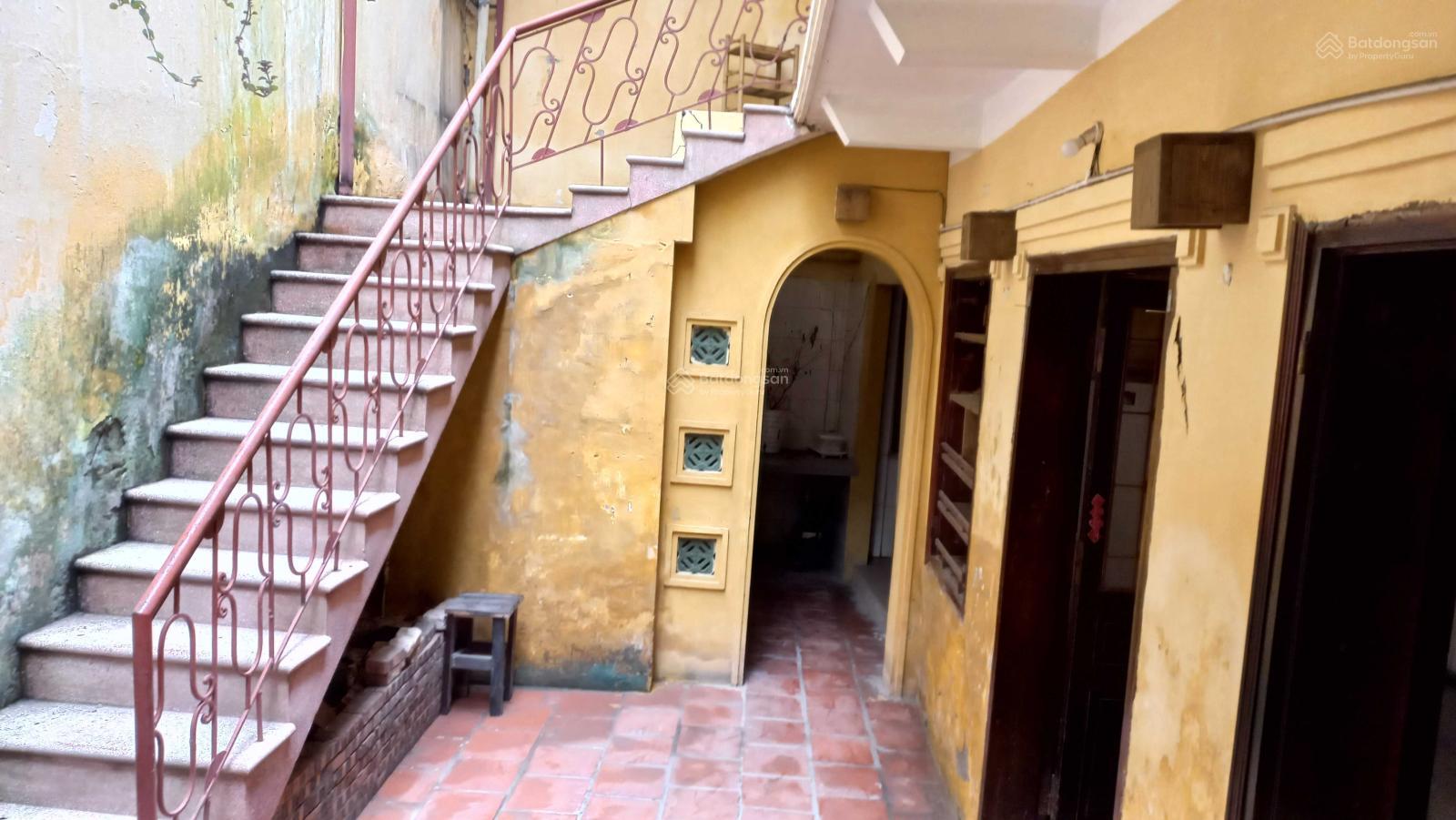 Chính chủ bán nhà 2 tầng tại số 6, ngách 35/61 Cát Linh, Đống Đa, Hà Nội, với diện tích đất 100 m2. 13642252