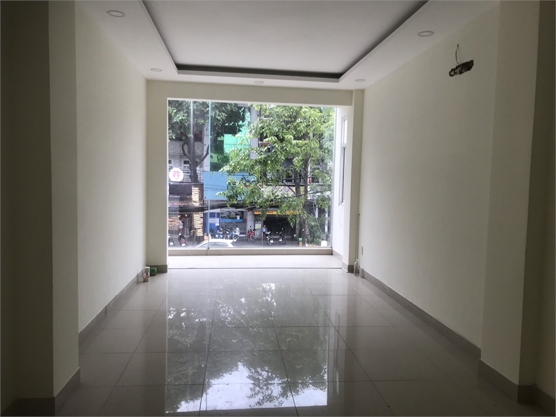 Cho thuê mặt bằng 1 trệt 3 lầu đường Lê lai, TP.VT góc đông đúc 13642696