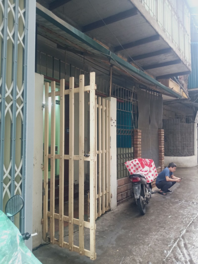 Bán căn hộ Nguyễn Phong Sắc, Cầu Giấy. 50m2; T1; giá 2.78 tỷ. Phương 13645135