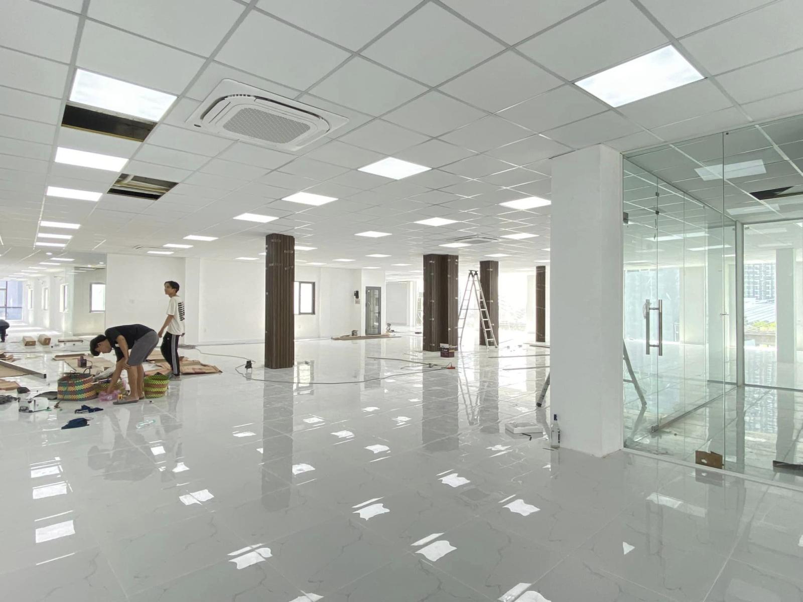 Bán Tòa Nhà 35m*12m  , 3 mặt tiền : 978m2 giá còn 70 tỷ TL 13651055