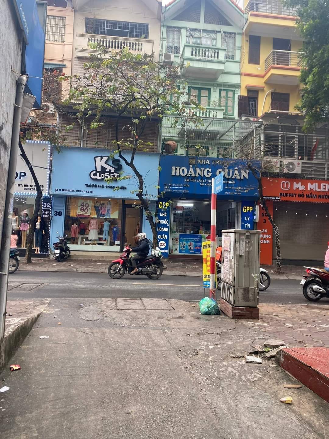 Bán Nhà nhà đẹp ở ngay phố Trung Kính 43m x5t, gần ô tô, KD, ở sướng hơn 6 tỷ. 13656994