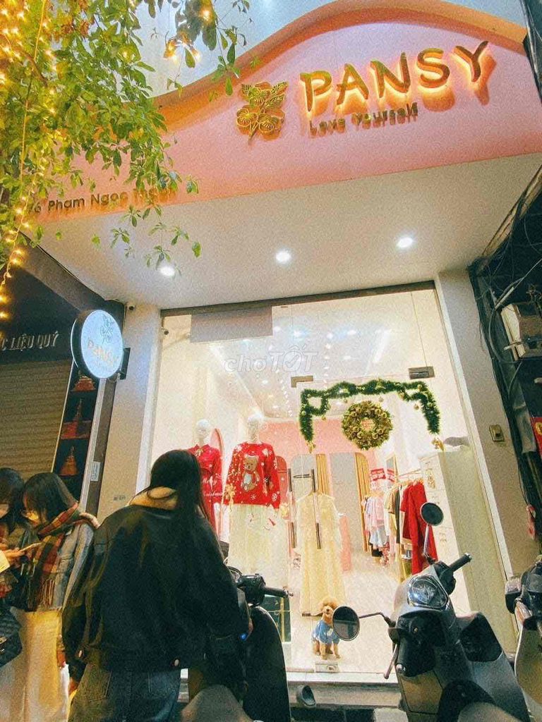 Chính chủ sang nhượng Shop thời trang mặt phố số 76 Phạm Ngọc Thạch, Đống Đa, Hà Nội. 13657844