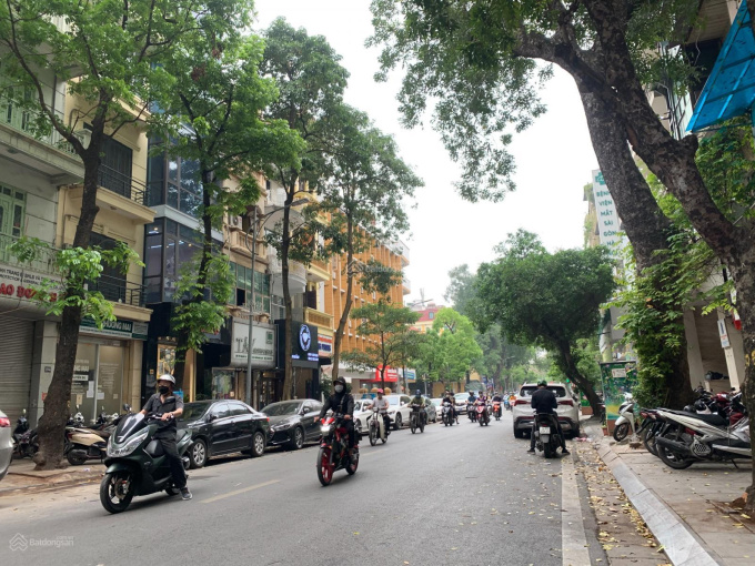  NHỈNH 6TỶ NHÀ MẶT PHỐ LÊ QUÝ ĐÔN QUẬN HAI BÀ-VỈA HÈ-2 THOÁNG-NỞ HẬU-KINH DOANH  13672757