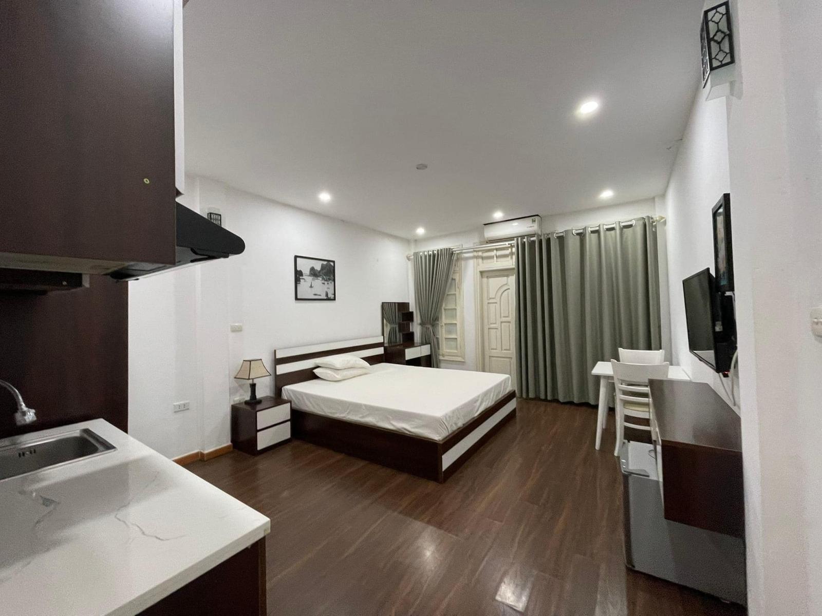 Bán khách sạn mặt phố Đình Ngang 90m2 7 tầng siêu VIP hiếm có 0969568293 13676142