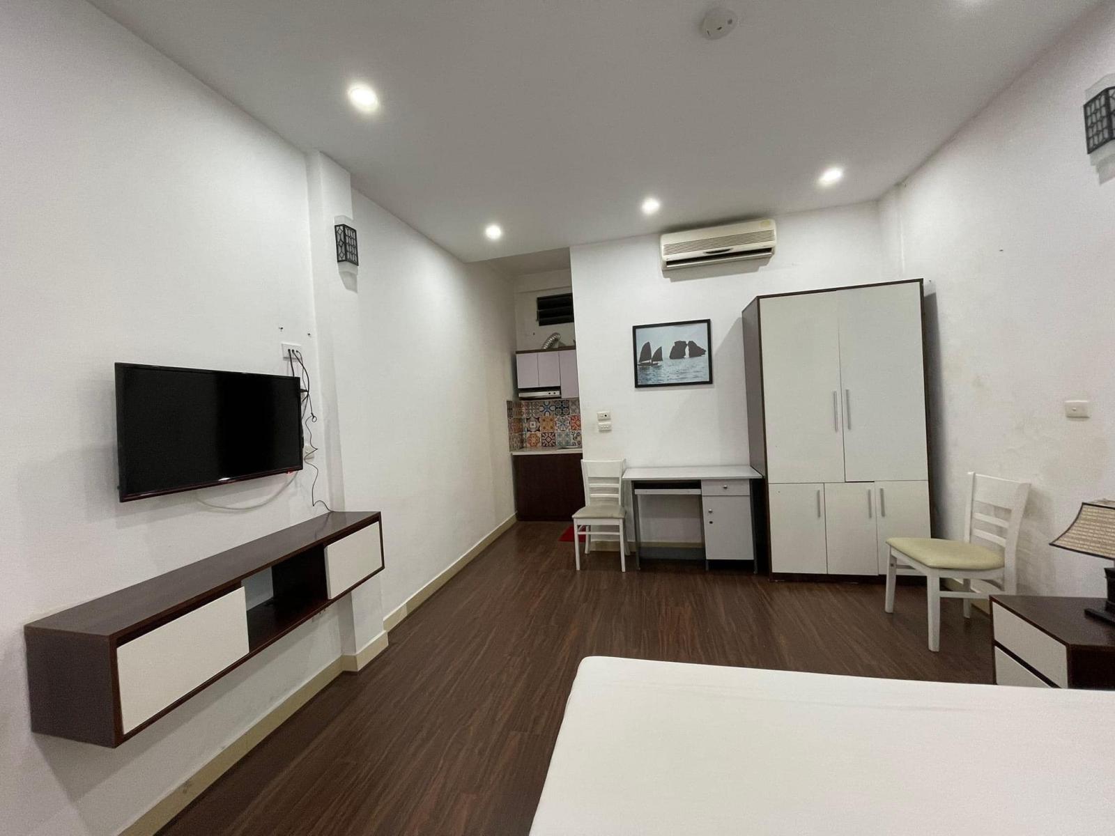 Bán khách sạn mặt phố Đình Ngang 90m2 7 tầng siêu VIP hiếm có 0969568293 13676142