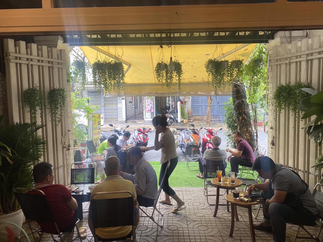 CẦN SANG NHƯỢNG LẠI QUÁN CAFE ĐỊA CHỈ; ĐƯỜNG 81, PHƯỜNG TÂN QUY, QUẬN 7 13676335