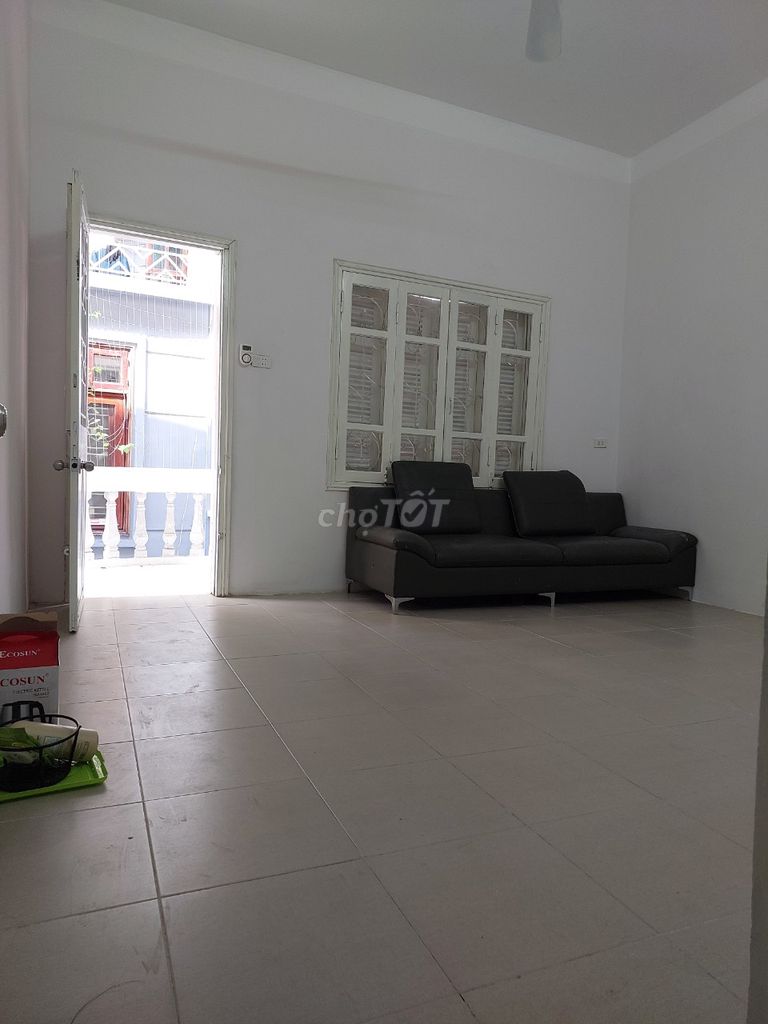 Chính chủ cần bán nhà 42,4 m2 x 3 tầng tại ngõ 203 Kim Ngưu 13682076