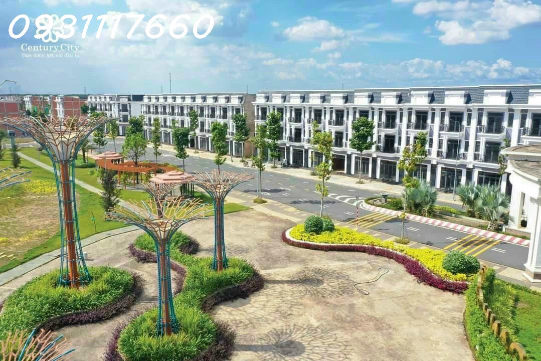 Century City cách Sân Bay Long Thành 2,5km lô góc đường lớn ngay công viên TTTM. Giá chỉ 16tr/m2 13686243