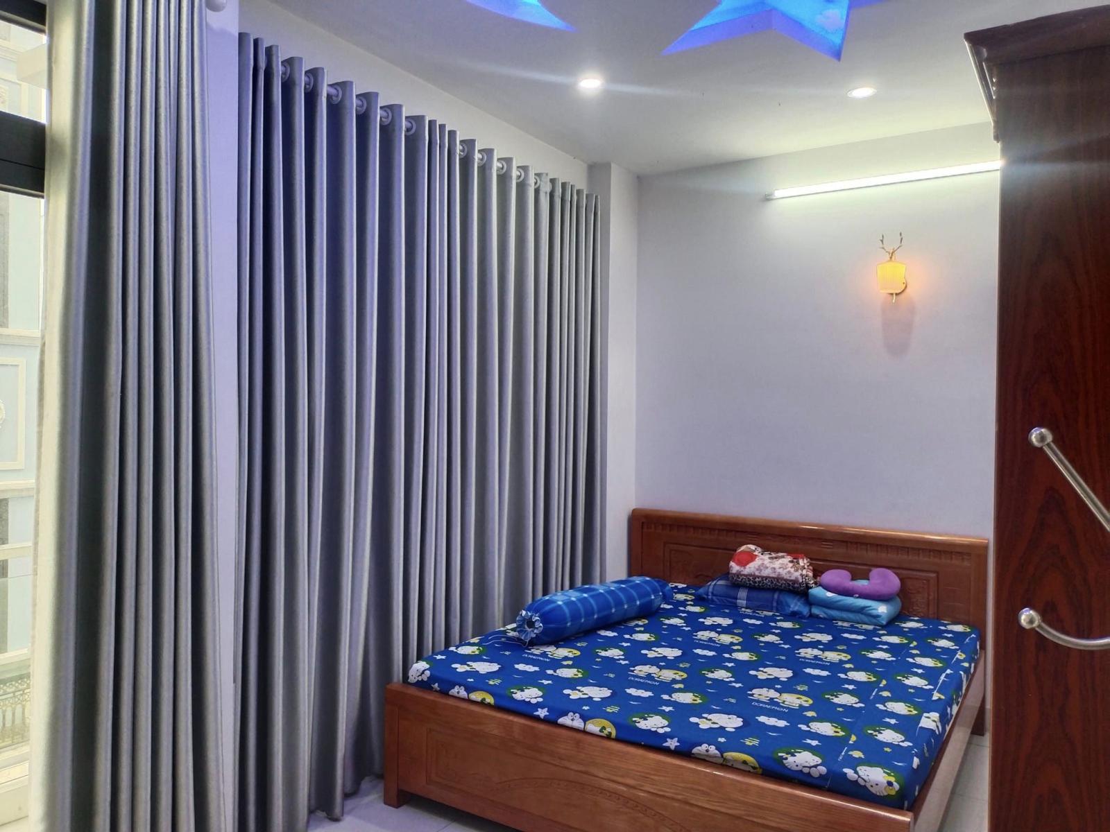 Bán Nhà đẹp! đường Nguyễn Cửu Vân  Phường 17, 55m2 (4m x 16m), 4 tầng, chỉ 5,7 tỷ 13692185