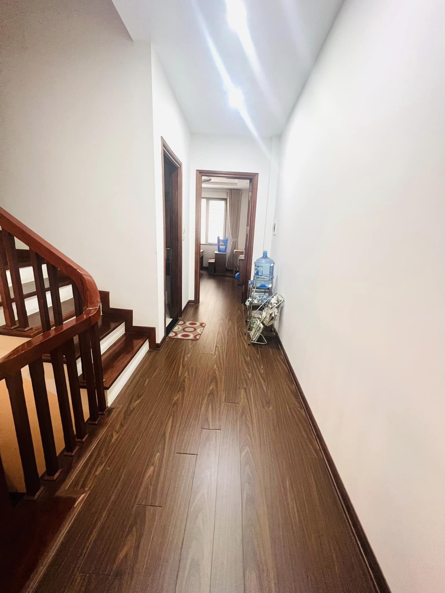 BÁN NHÀ HOÀNG HOA THÁM – GẦN PHỐ -NHÀ ĐẸP-Ở NGAY  – NHIỀU TIỆN ÍCH 62X 5T 9.8TỶ 13693584