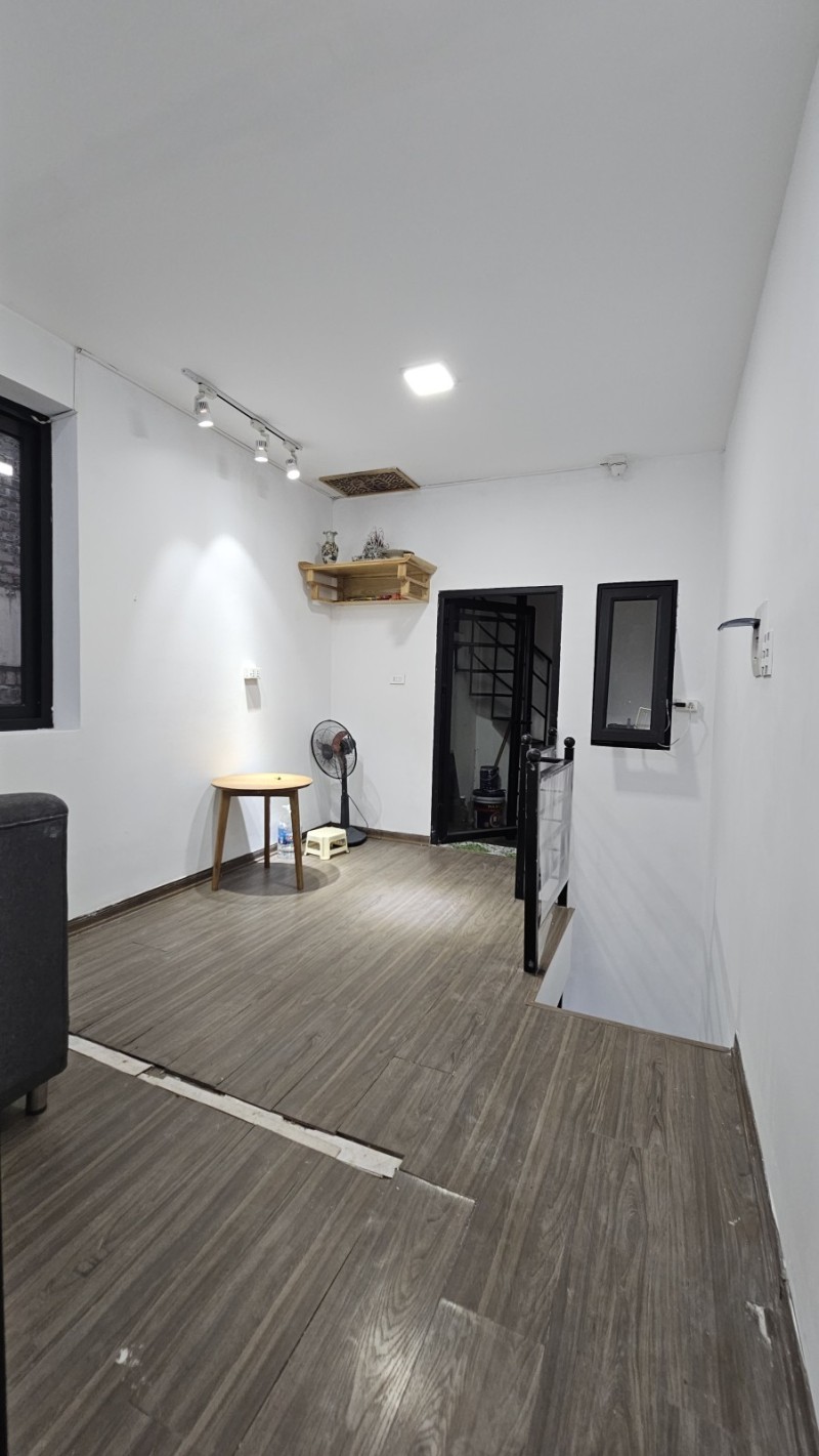 BÁN NHÀ NGUYÊN LƯƠNG BẰNG DT 45M2 X 5 TẦNG, NGÕ NÔNG, GẦN PHỐ,  GẦN Ô TÔ, 5 TỶ LH 0966037496 13698225