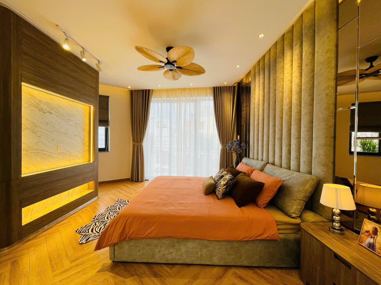 Bán Siêu Phẩm Nhà Phố Đường 10m Thông Thống Nhất, Phường 16, Quận Gò vấp, Hồ chí Minh  13700476