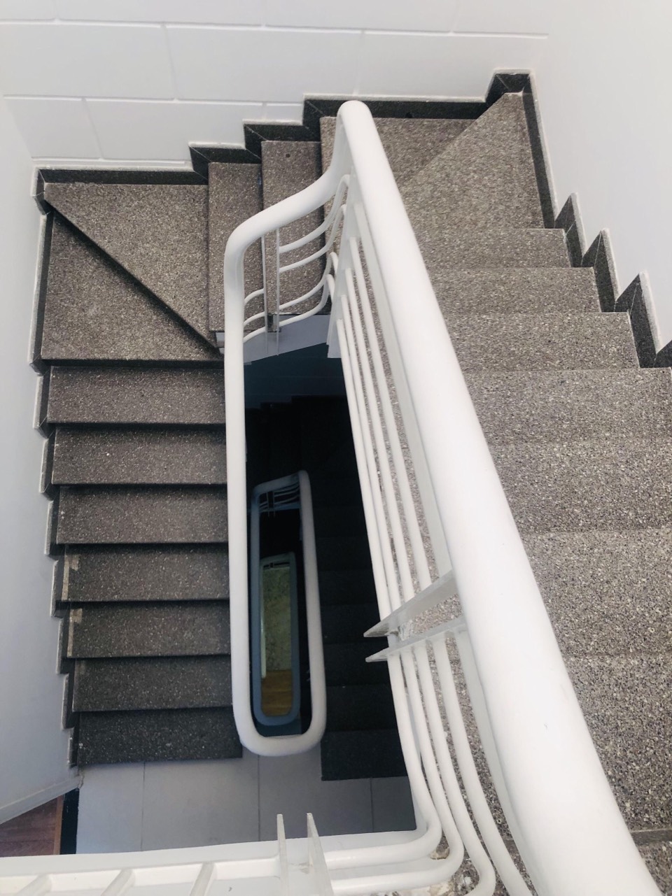 Nhà mặt tiền p2 Phổ Quang  – Tân Bình – Dt 4* 10 -  5 tầng – Gia chỉ 12 tỷ TL . 13701368