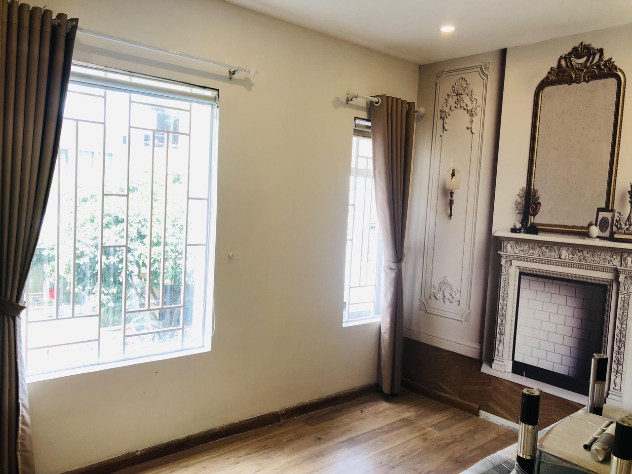 Nhà mặt tiền p2 Phổ Quang  – Tân Bình – Dt 4* 10 -  5 tầng – Gia chỉ 12 tỷ TL . 13701368