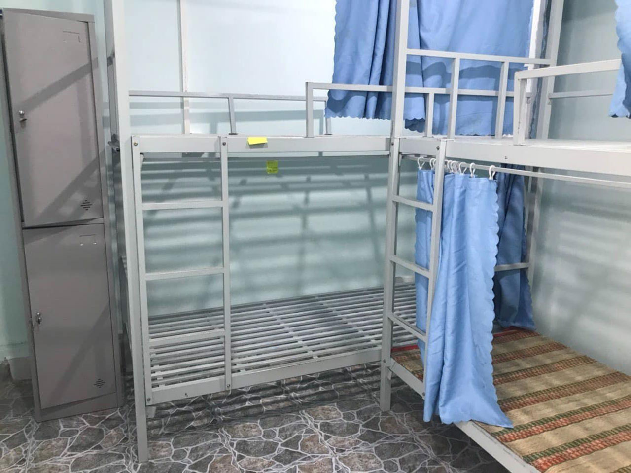 BÁN CHDV 5 TẦNG KHU VIP VƯỜN LÀI QUẬN 12 - DÒNG TIỀN GẦN 600 TRIỆU/ NĂM - NGAY ĐH NGUYỄN TẤT THÀNH 13706113